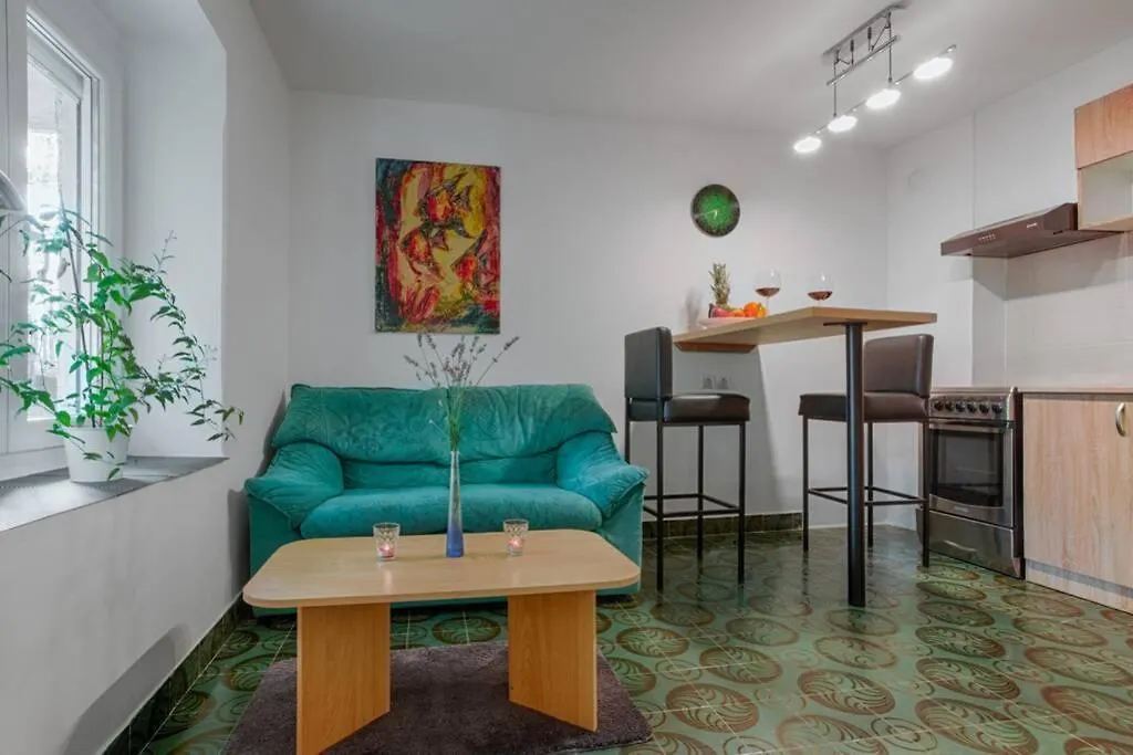 Nea'S Green Garden Apartment Rijeka